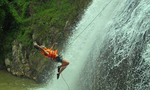开发探险旅游产品 旅游者安全保障工作放在首位 ảnh 1