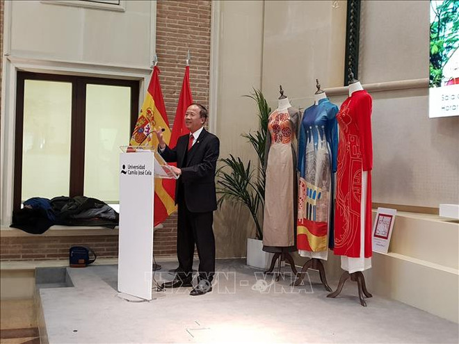 “越南景观”图片展在西班牙开展 ảnh 2 “越南景观”图片展在西班牙开展 ảnh 2