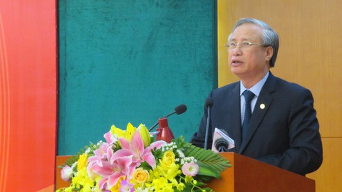 越共中央书记处书记陈国旺:彻底处置严重复杂的腐败案件和经济案件 ảnh 1 越共中央书记处书记陈国旺:彻底处置严重复杂的腐败案件和经济案件 ảnh 1