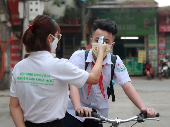 我国在挑战中稳步前行 ảnh 1