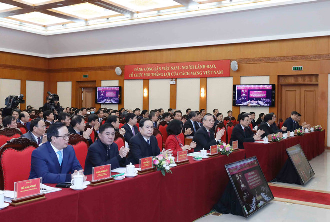 越南书记处常务书记陈国旺:内政部门要做好参谋助手 使反腐败工作继续成为越共十三大的突出成果 ảnh 2  越南书记处常务书记陈国旺:内政部门要做好参谋助手 使反腐败工作继续成为越共十三大的突出成果 ảnh 2