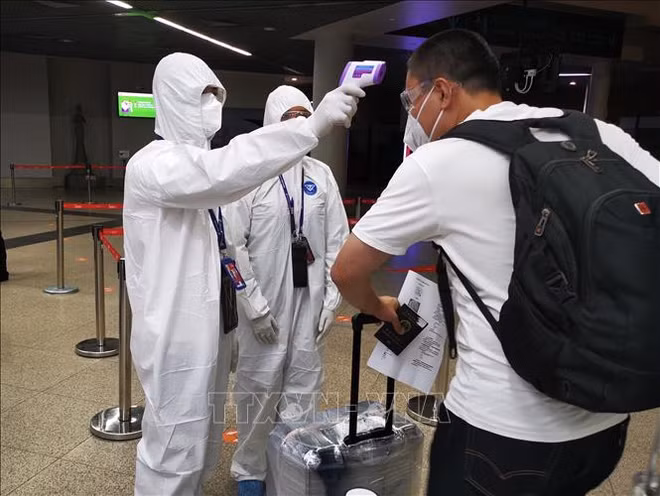 新冠肺炎疫情：柬埔寨加强边境管控 严防疫情输入性风险 ảnh 1