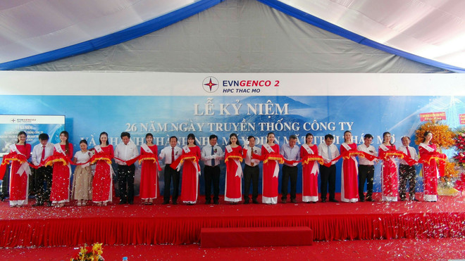 梦瀑布太阳能发电厂正式落成 ảnh 1 梦瀑布太阳能发电厂正式落成 ảnh 1