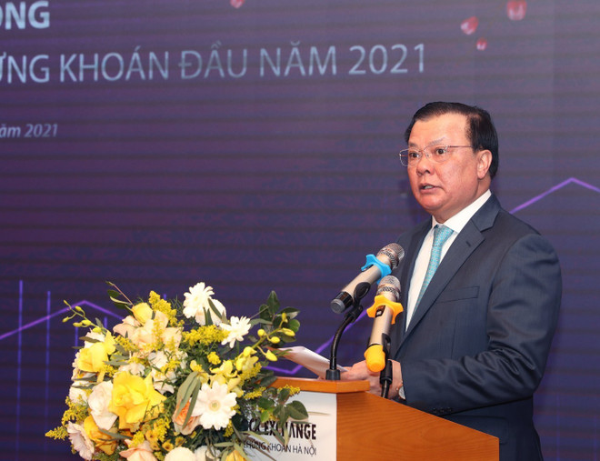 河内证券交易所举行2021年首个交易日开市敲锣仪式 ảnh 2 河内证券交易所举行2021年首个交易日开市敲锣仪式 ảnh 2