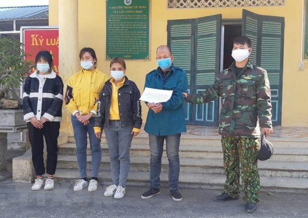 越南卫生部门启动新冠肺炎疫情防控高峰期 ảnh 1