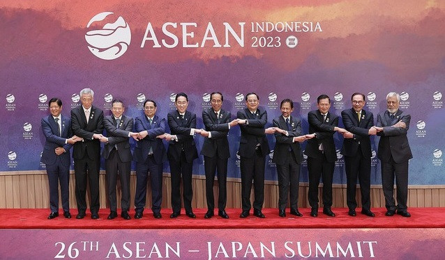 东盟-日本建交50周年:致力于地区繁荣合作关系的新愿景 ảnh 2 东盟-日本建交50周年:致力于地区繁荣合作关系的新愿景 ảnh 2