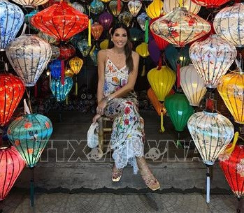 意大利游客对绚丽迷人的越南印象深刻 ảnh 1 意大利游客对绚丽迷人的越南印象深刻 ảnh 1