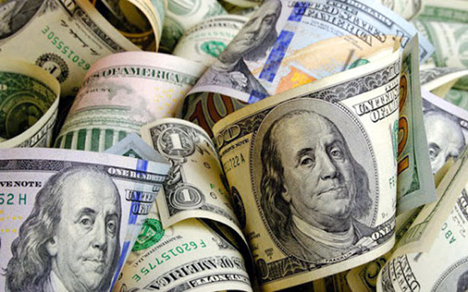 12月15日上午越南各商业银行美元卖出价均下降 ảnh 1 12月15日上午越南各商业银行美元卖出价均下降 ảnh 1