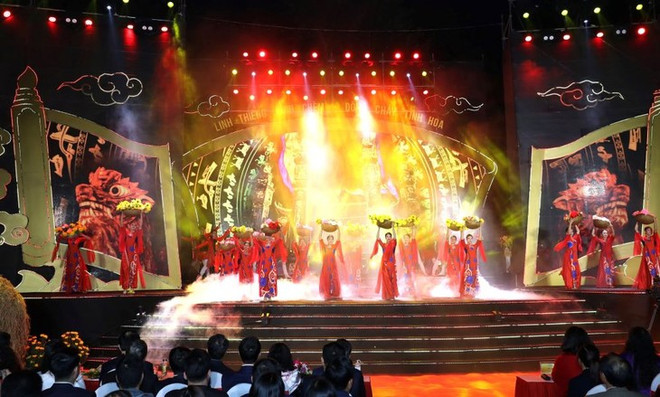 “神圣占亭-精华流传”为唤醒红河两岸遗产价值体系做出贡献 ảnh 1 “神圣占亭-精华流传”为唤醒红河两岸遗产价值体系做出贡献 ảnh 1