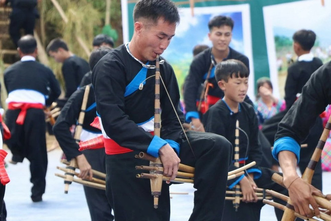 赫蒙族芦笙表演千人同演奏节目将亮相安沛省赫蒙族芦笙节 ảnh 1 赫蒙族芦笙表演千人同演奏节目将亮相安沛省赫蒙族芦笙节 ảnh 1