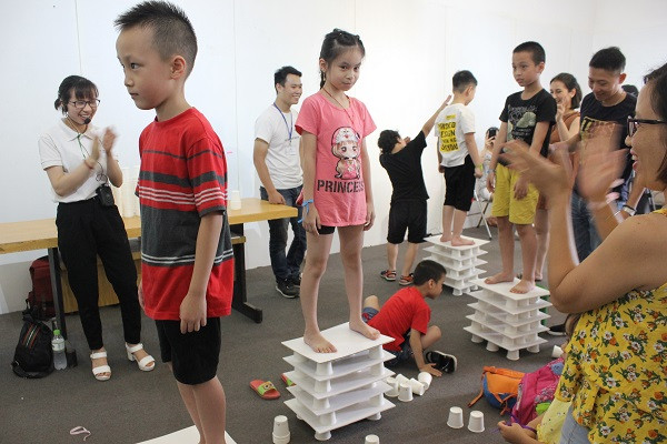 来越南妇女博物馆参加夏季探索活动 ảnh 2 来越南妇女博物馆参加夏季探索活动 ảnh 2