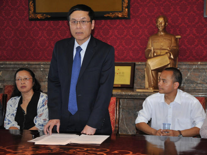 旅居法国、比利时和罗森堡越南知识分子举行见面交流会 ảnh 2 旅居法国、比利时和罗森堡越南知识分子举行见面交流会 ảnh 2