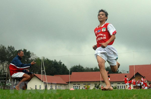 法国24小时热点频道在越南开播 ảnh 1