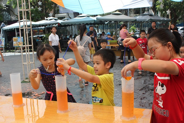 来越南妇女博物馆参加夏季探索活动 ảnh 1 来越南妇女博物馆参加夏季探索活动 ảnh 1