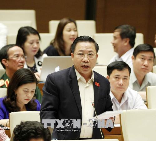 越南第十四届国会第五次会议公报(第八号) ảnh 1 越南第十四届国会第五次会议公报(第八号) ảnh 1