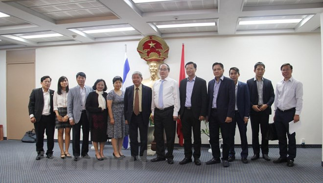 胡志明市市委书记阮善仁走访越南驻以色列大使馆 ảnh 1 胡志明市市委书记阮善仁走访越南驻以色列大使馆 ảnh 1