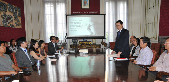 旅居法国、比利时和罗森堡越南知识分子举行见面交流会 ảnh 1 旅居法国、比利时和罗森堡越南知识分子举行见面交流会 ảnh 1