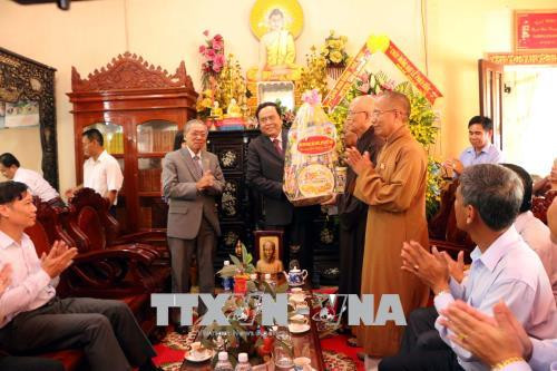 陈青敏佛诞大典率团走访慰问各省佛教协会教职人员 ảnh 1 陈青敏佛诞大典率团走访慰问各省佛教协会教职人员 ảnh 1