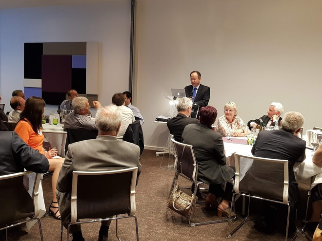 越南在法国图卢兹举行贸易投资促进交流会 ảnh 1