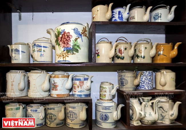 阮孝信的陶瓷藏品(组图) ảnh 2 阮孝信的陶瓷藏品(组图) ảnh 2