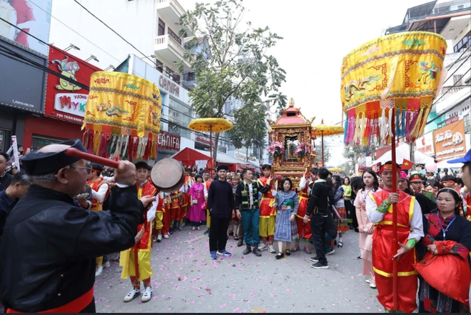 奇贡-左府庙会 ——谅山省最具规模的庙会 ảnh 1 奇贡-左府庙会 ——谅山省最具规模的庙会 ảnh 1