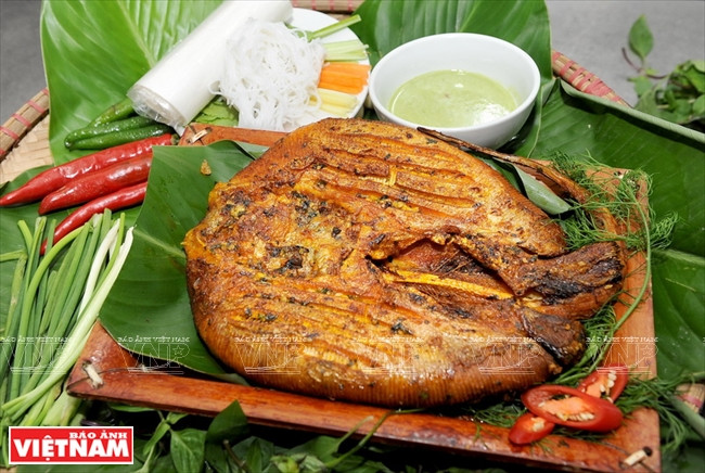 岘港市的特产：青椒烤鳐鱼 ảnh 4