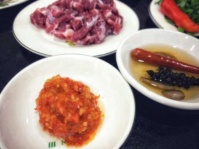 组图:牛肉粉是赴越南的外国游客值得一试的美食 ảnh 9 组图:牛肉粉是赴越南的外国游客值得一试的美食 ảnh 9