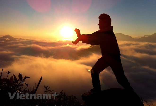 组图:在黄连山山顶上观赏日出美景 ảnh 3 组图:在黄连山山顶上观赏日出美景 ảnh 3