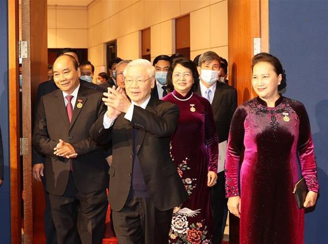 第十次全国爱国竞赛大会隆重开幕 聚焦团结、创新和积极参与祖国建设与捍卫竞赛 ảnh 1  第十次全国爱国竞赛大会隆重开幕 聚焦团结、创新和积极参与祖国建设与捍卫竞赛 ảnh 1