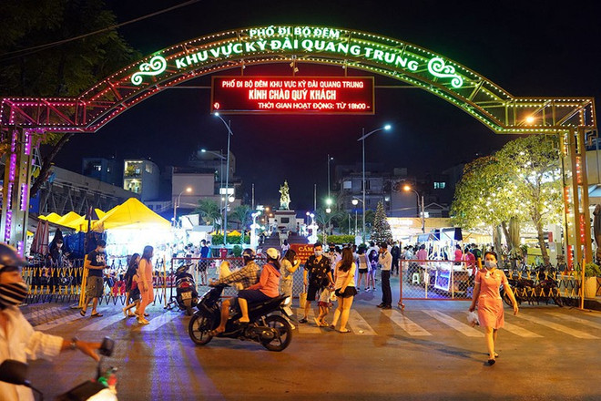 旗台光忠步行街——胡志明市新旅游景点 ảnh 1 旗台光忠步行街——胡志明市新旅游景点 ảnh 1