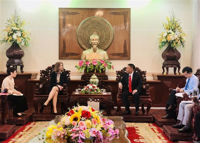 芹苴市与匈牙利愿意促进教育和高科技农业的合作 ảnh 1