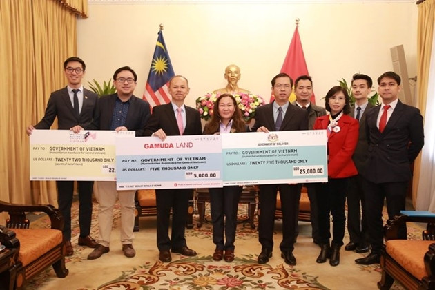 马来西亚为越南中部地区灾民提供救灾援助 ảnh 1 马来西亚为越南中部地区灾民提供救灾援助 ảnh 1