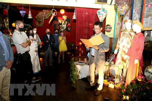 越南饮食文化亮相阿根廷 ảnh 1