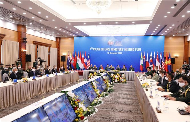 ASEAN 2020:新加坡国防部部长对越南成功举办ADMM和ADMM+给予高度评价 ảnh 1 ASEAN 2020:新加坡国防部部长对越南成功举办ADMM和ADMM+给予高度评价 ảnh 1
