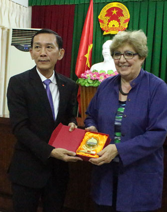 法国企业赴芹苴市考察寻找投资商机 ảnh 1