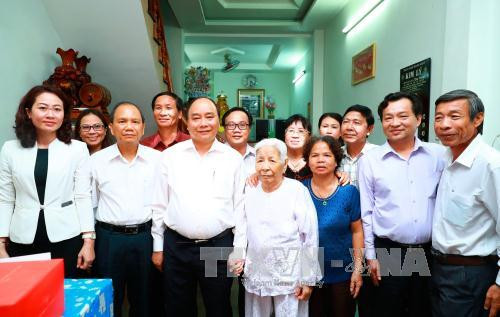 阮春福总理:平顺省力争旅游业收入占该省GDP的15%以上 ảnh 3 阮春福总理:平顺省力争旅游业收入占该省GDP的15%以上 ảnh 3