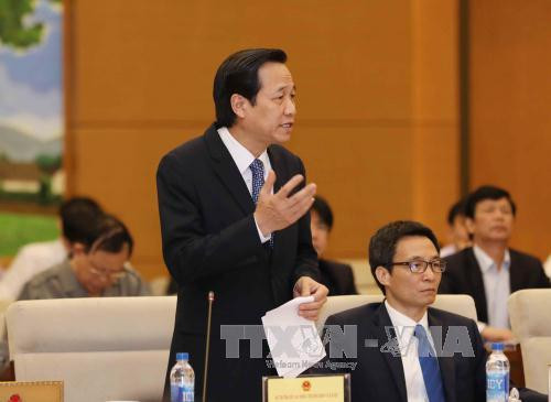 第十四届国会常委会举行首场质询会 ảnh 1 第十四届国会常委会举行首场质询会 ảnh 1