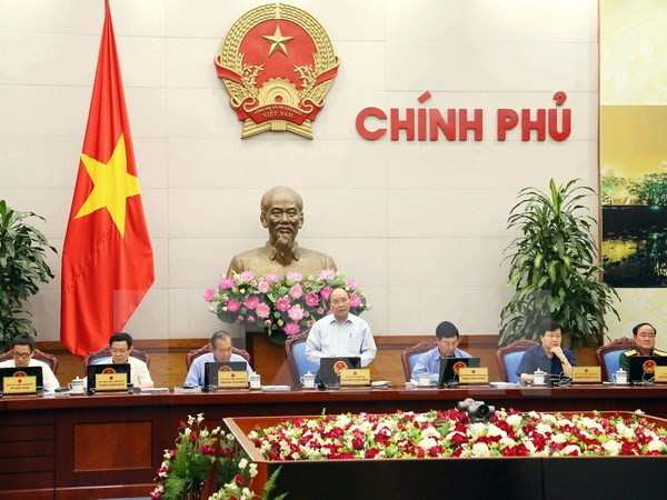 越南政府总理阮春福主持召开立法工作专题会议 ảnh 1 越南政府总理阮春福主持召开立法工作专题会议 ảnh 1