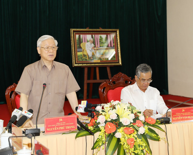 阮富仲总书记：昆嵩省需继续实现快速可持续发展 ảnh 1