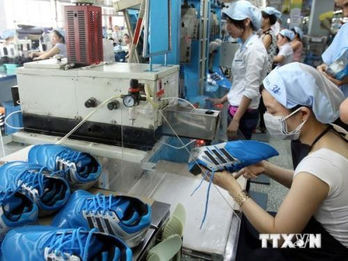 越南鞋类企业提高经营与出口能力 ảnh 2 越南鞋类企业提高经营与出口能力 ảnh 2
