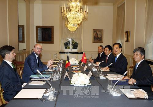 越南政府总理阮晋勇与比利时首相沙赫勒·米歇尔举行会谈 ảnh 1 越南政府总理阮晋勇与比利时首相沙赫勒·米歇尔举行会谈 ảnh 1