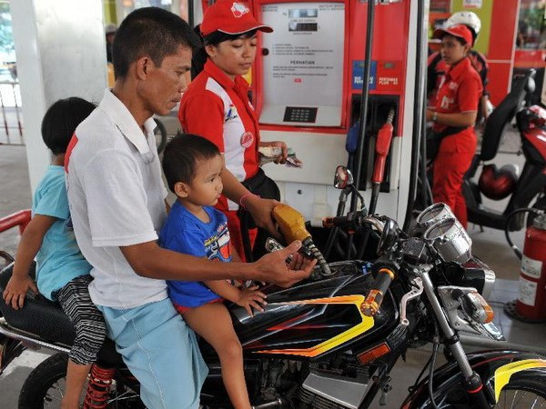 2018年1月份油价上涨帮助印尼缩小财政赤字 ảnh 1