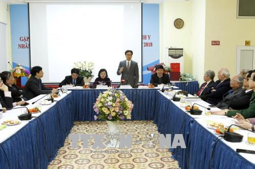 政府副总理武德儋走访越南医学总会和越南红十字协会 ảnh 1