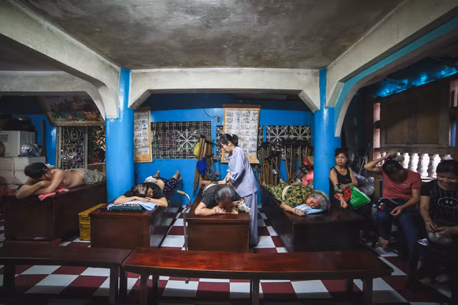 胡志明市爱心诊所为贫困患者点燃希望 ảnh 1