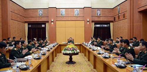 吴春历大将走访越南人民军总政治局和总后勤局 ảnh 2