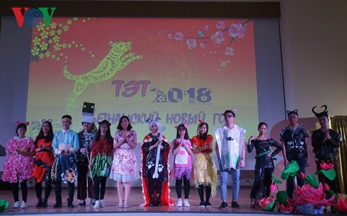 在莫斯科外国留学生对越南文化深感兴趣 ảnh 3 在莫斯科外国留学生对越南文化深感兴趣 ảnh 3