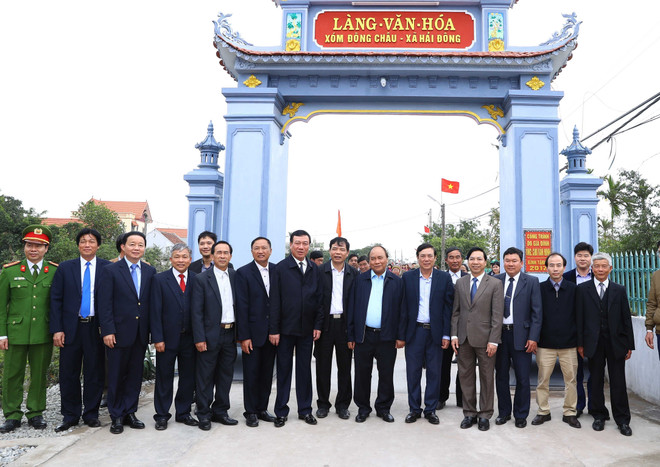 越南政府总理阮春福视察南定省农民生产模式 ảnh 2 越南政府总理阮春福视察南定省农民生产模式 ảnh 2