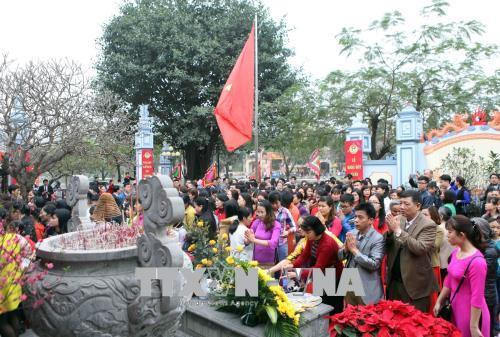 河内市举行春季“开笔礼”仪式 ảnh 2 河内市举行春季“开笔礼”仪式 ảnh 2