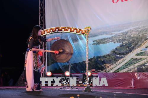 莫侬高原上春意浓浓 ảnh 1