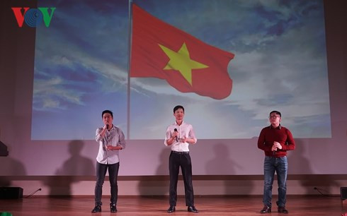 在莫斯科外国留学生对越南文化深感兴趣 ảnh 2 在莫斯科外国留学生对越南文化深感兴趣 ảnh 2